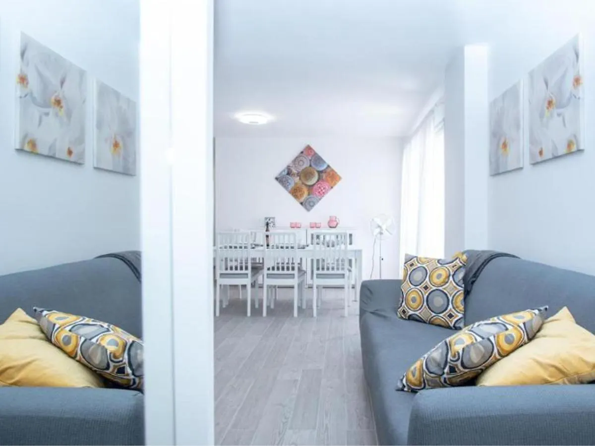 Live Santa Cruz Venezuela Apartment